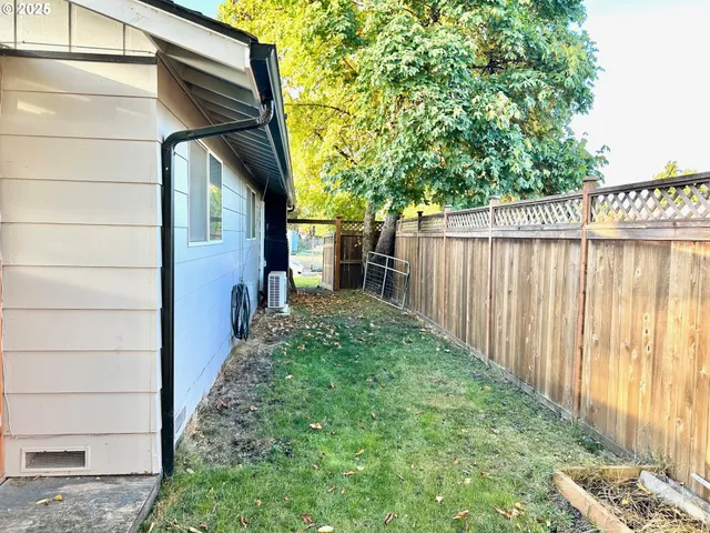 $419,000 | 1745 T Street, Springfield, OR 97477