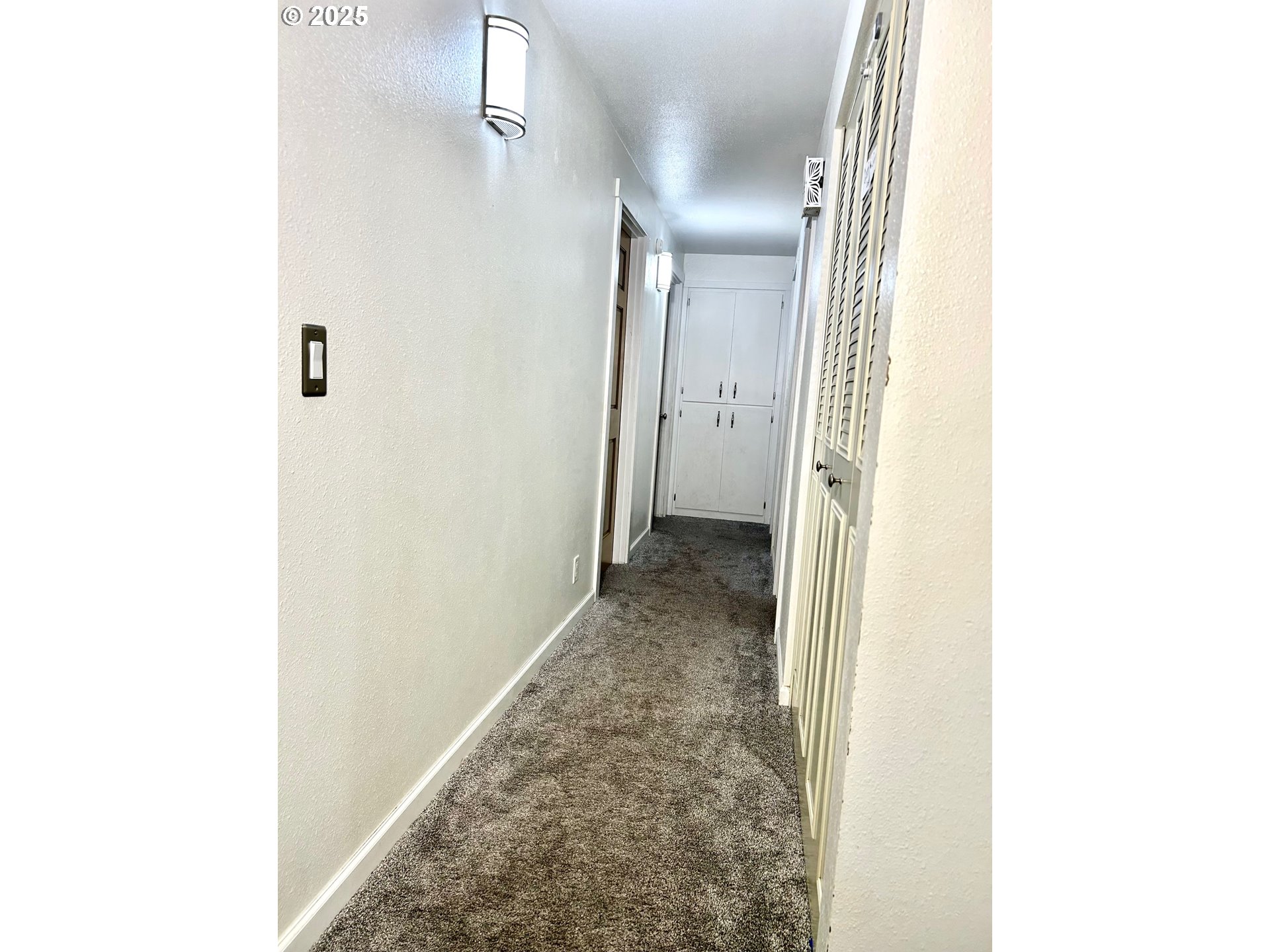 1745 T Street Springfield, OR 97477 - Photo 4 of 22