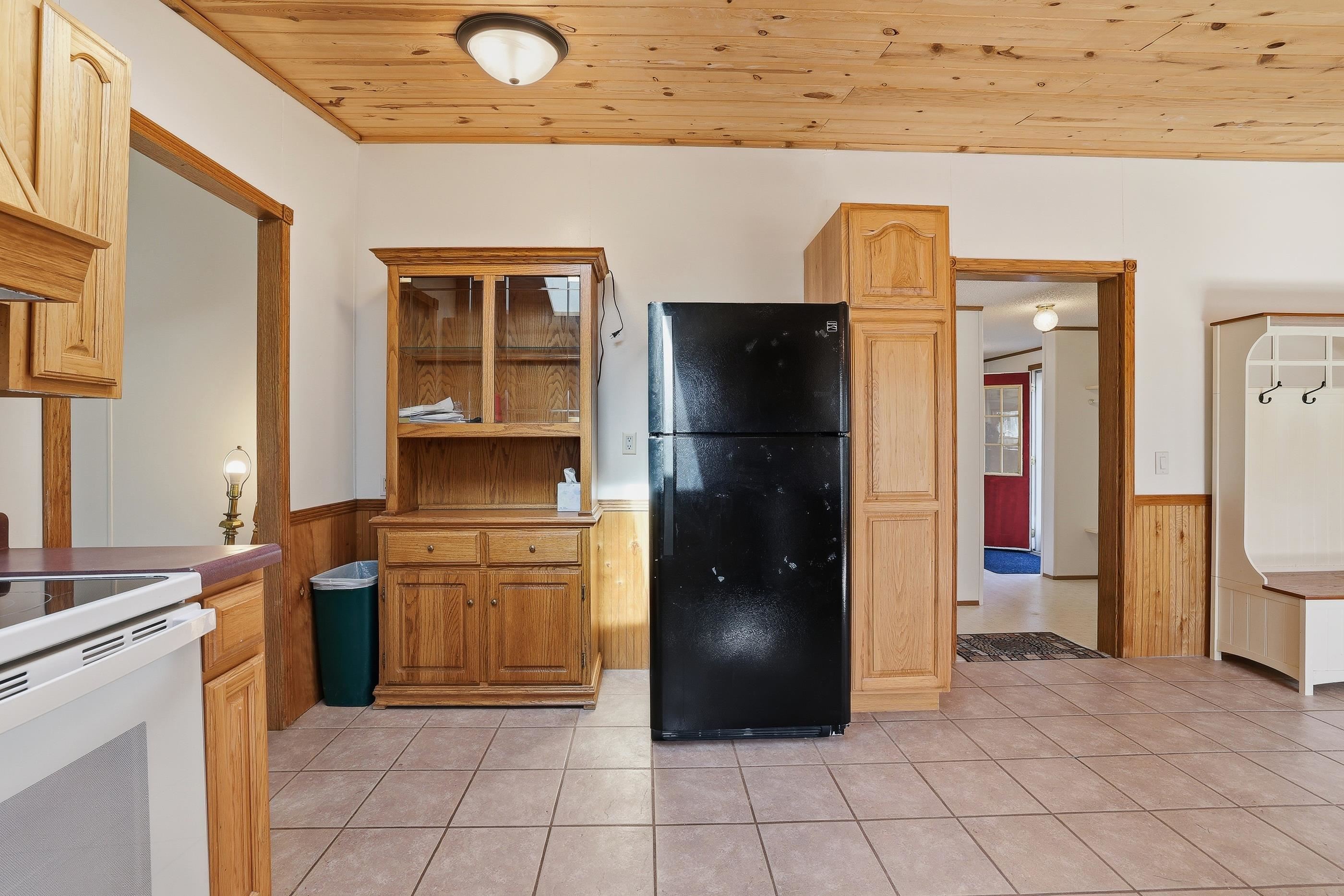 10172 Otto Road Amherst, WI 54406 - Photo 10 of 49
