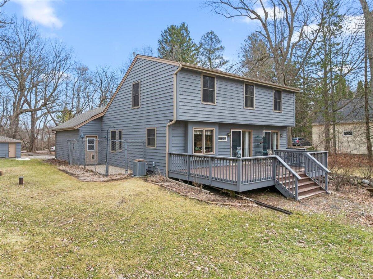 809 Amy Belle Lake Road Richfield, WI 53033 - Photo 25 of 37 Deck for Entertaining