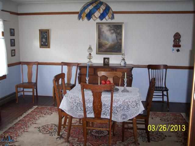64 Riverside Drive Mount Clemens, MI 48043 - Photo 17 of 29 31172722-16.JPG