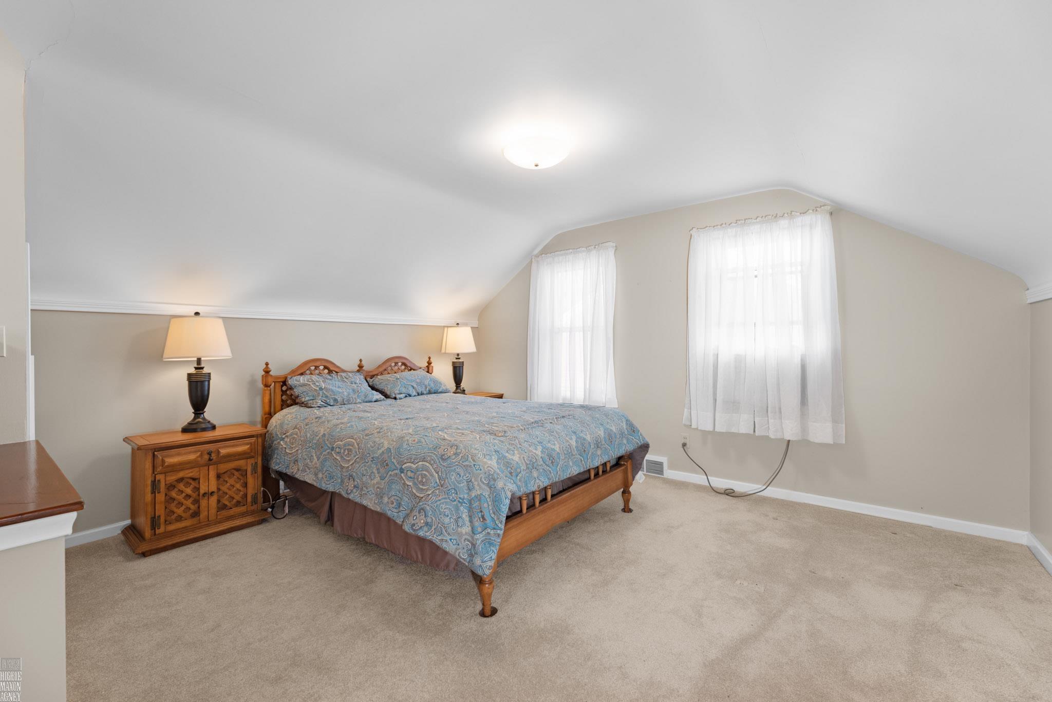 2057 Hawthorne Road Grosse Pointe Woods, MI 48236 - Photo 23 of 43