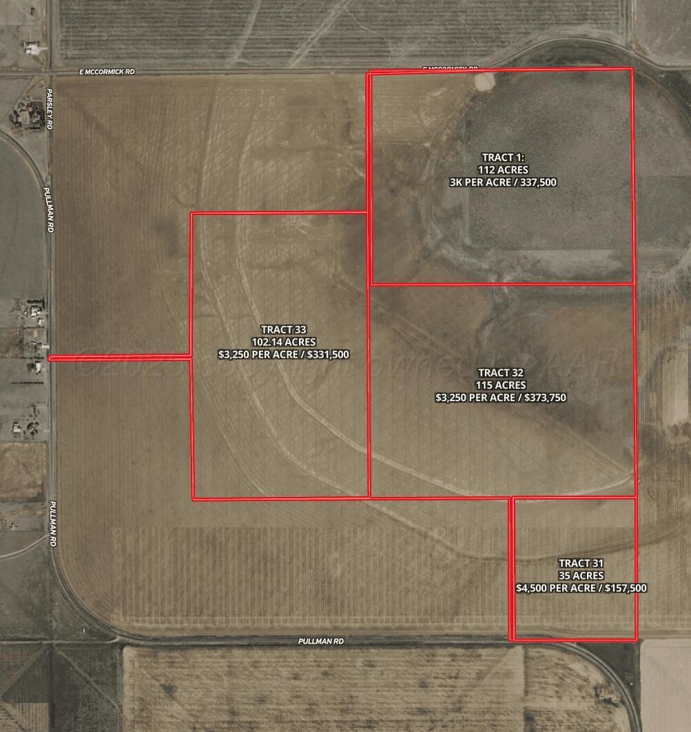 a close up of a shower