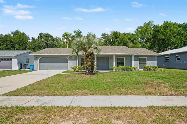 $369,900 | 3607 Woodhill Drive, Brandon, FL 33511