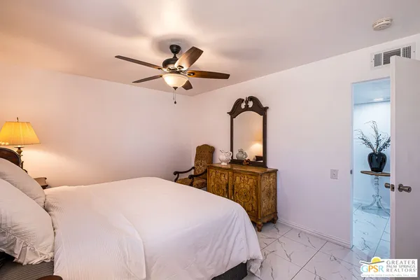 $259,900 | 400 North Sunrise Way, Unit 106, Palm Springs, CA 92262