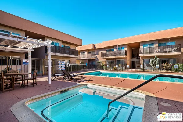 $259,900 | 400 North Sunrise Way, Unit 106, Palm Springs, CA 92262