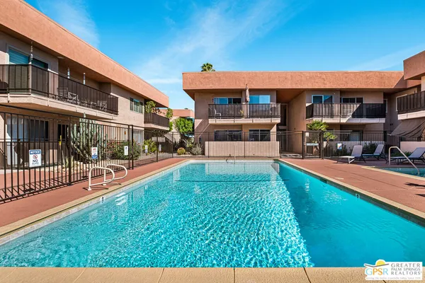 $259,900 | 400 North Sunrise Way, Unit 106, Palm Springs, CA 92262