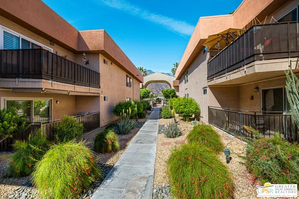 $259,900 | 400 North Sunrise Way, Unit 106, Palm Springs, CA 92262