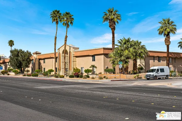 $259,900 | 400 North Sunrise Way, Unit 106, Palm Springs, CA 92262