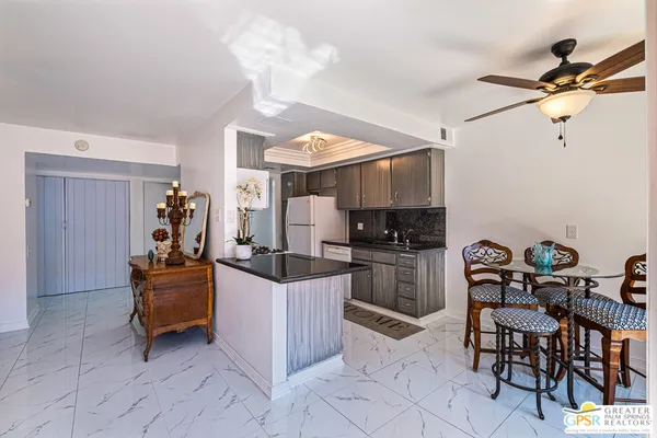 $259,900 | 400 North Sunrise Way, Unit 106, Palm Springs, CA 92262