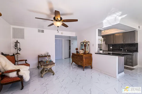 $259,900 | 400 North Sunrise Way, Unit 106, Palm Springs, CA 92262