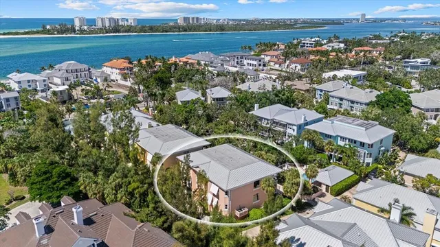 $1,699,000 | 3942 Hamilton Club Circle, Unit 13, Sarasota, FL 34242