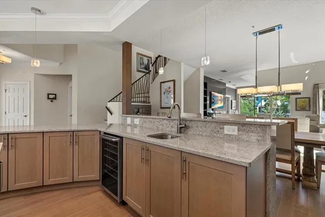 $1,599,000 | 3942 Hamilton Club Circle, Unit 13, Sarasota, FL 34242