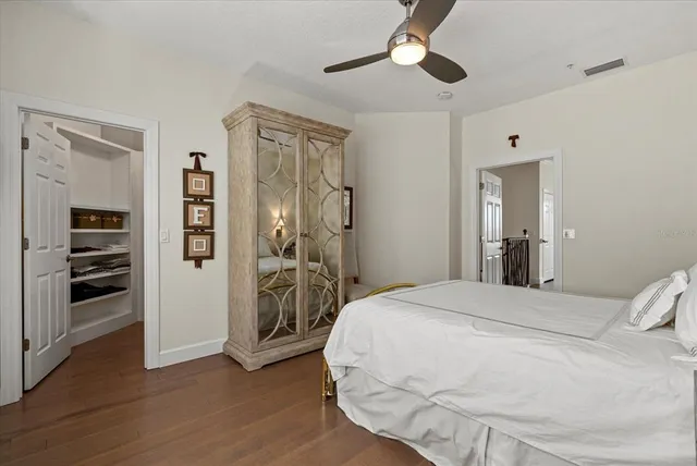 $1,599,000 | 3942 Hamilton Club Circle, Unit 13, Sarasota, FL 34242