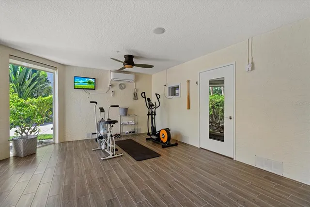 $1,599,000 | 3942 Hamilton Club Circle, Unit 13, Sarasota, FL 34242