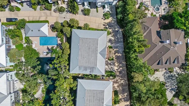 $1,599,000 | 3942 Hamilton Club Circle, Unit 13, Sarasota, FL 34242