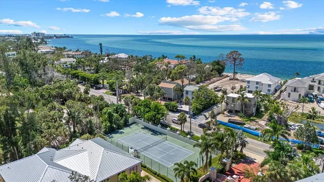$1,599,000 | 3942 Hamilton Club Circle, Unit 13, Sarasota, FL 34242