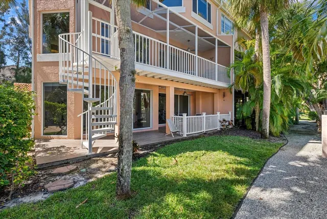 $1,599,000 | 3942 Hamilton Club Circle, Unit 13, Sarasota, FL 34242