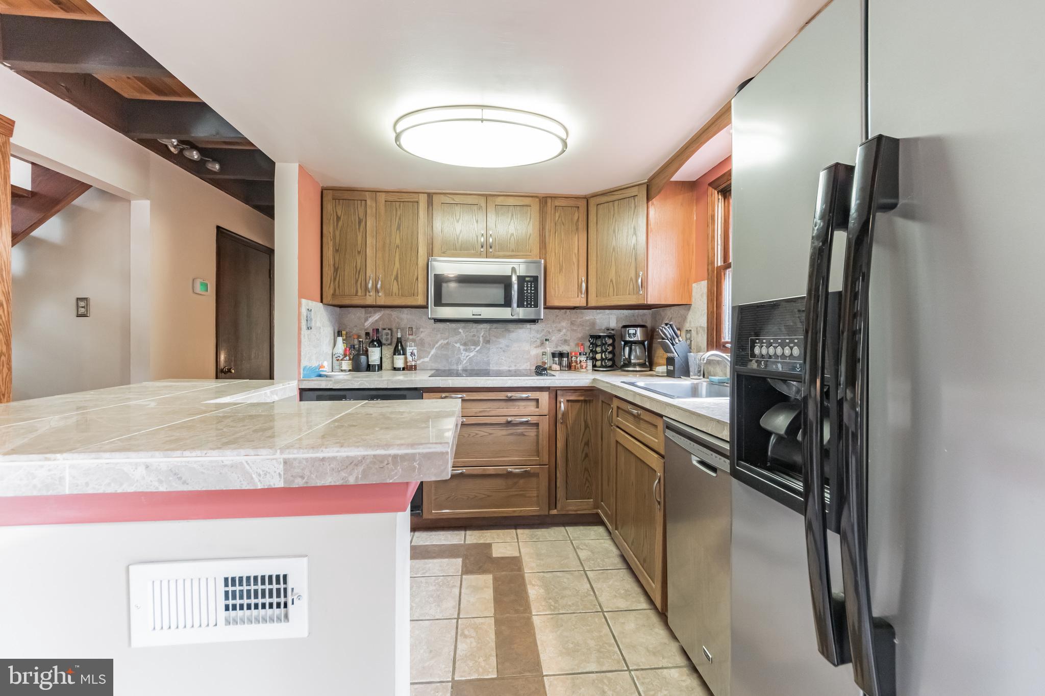 3111 Kingsward Road Pennsburg, PA 18073 - Photo 14 of 26 Kitchen