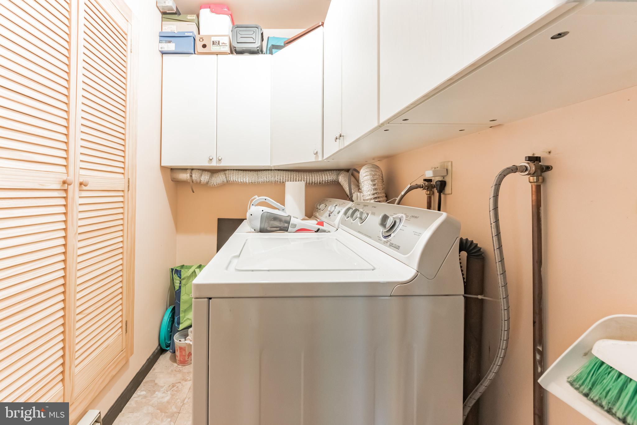 3111 Kingsward Road Pennsburg, PA 18073 - Photo 17 of 26 Laundry Room