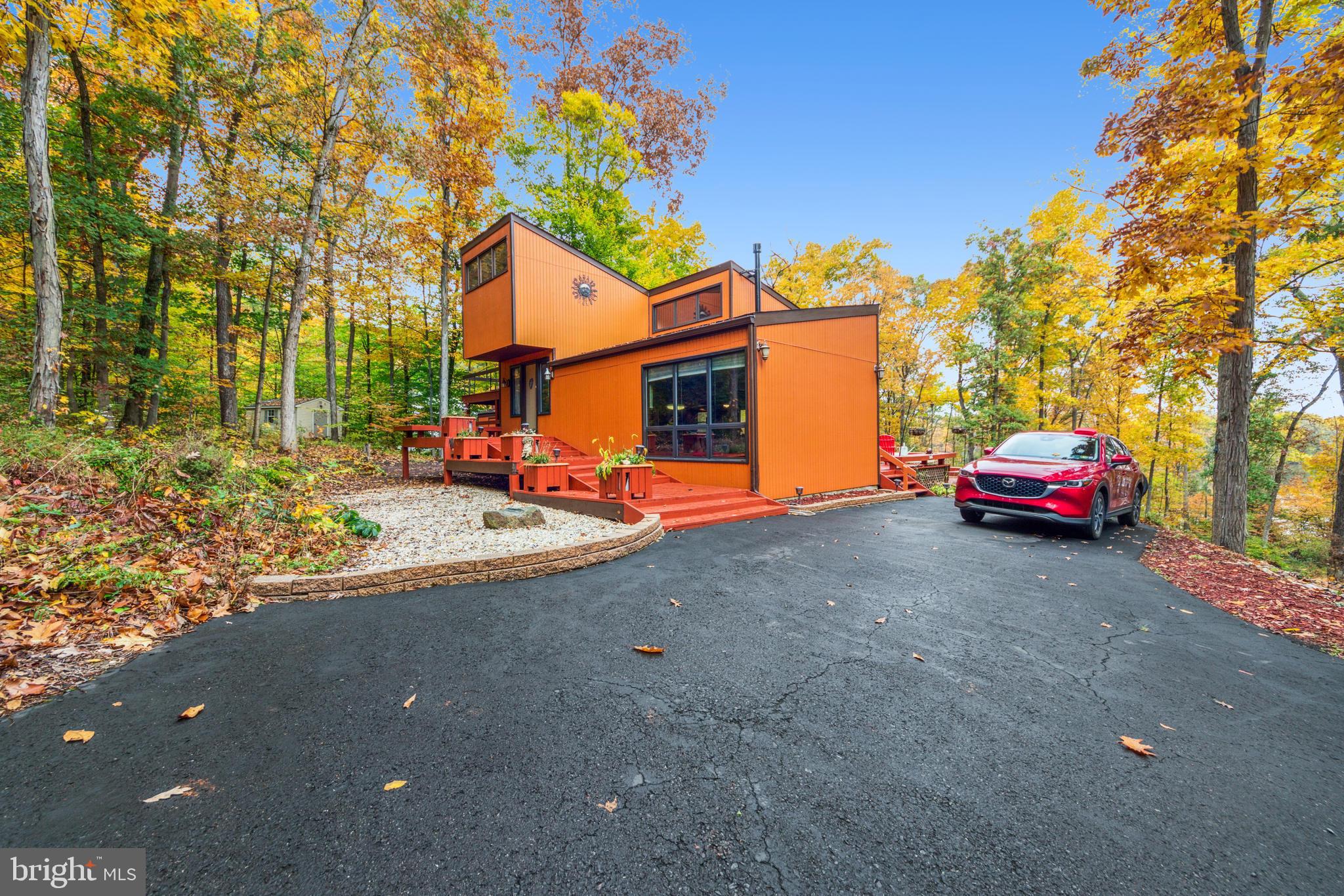 3111 Kingsward Road Pennsburg, PA 18073 - Photo 2 of 26 Gallery Image 2