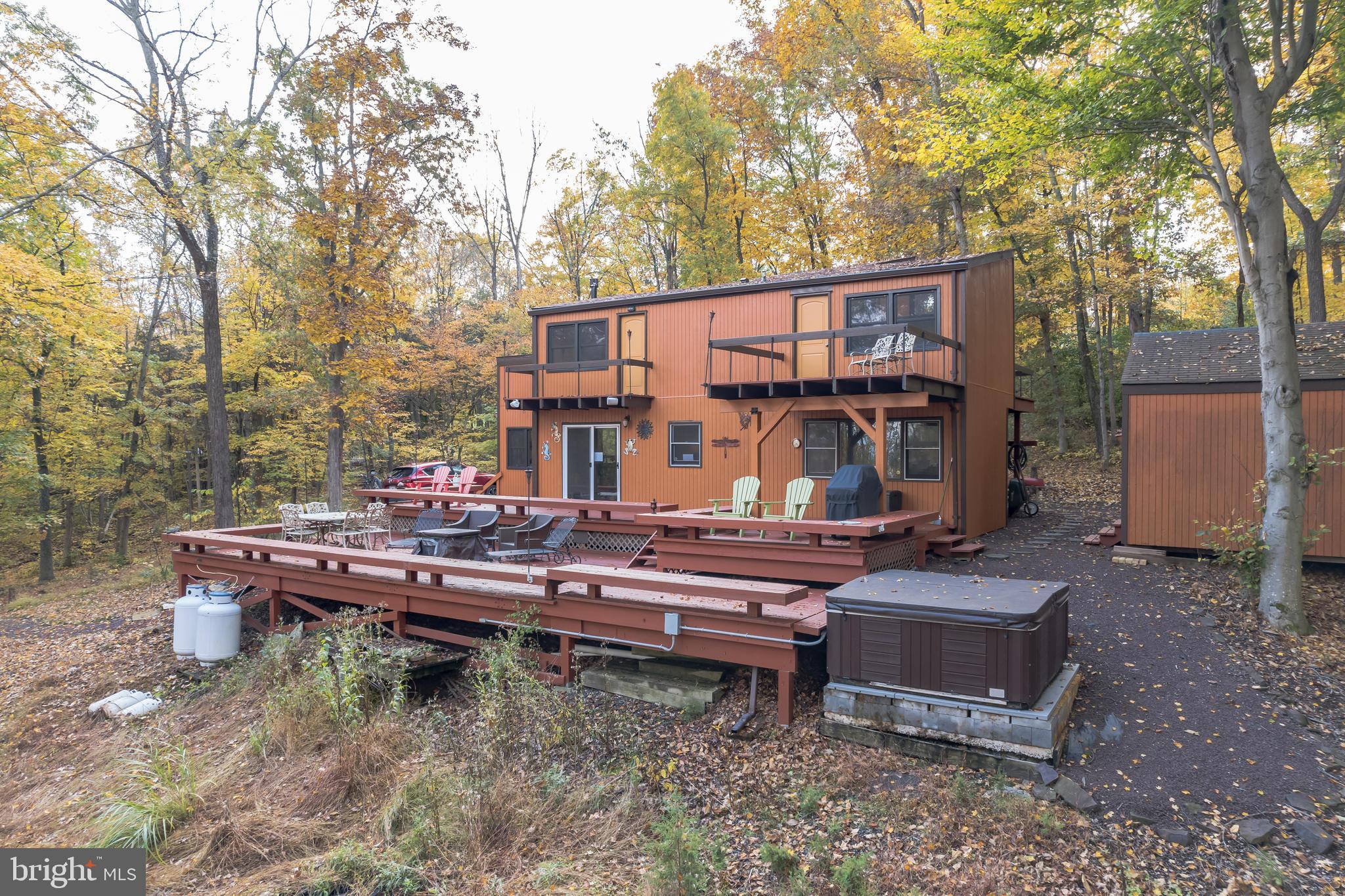 3111 Kingsward Road Pennsburg, PA 18073 - Photo 23 of 26 Multiple Back Decks