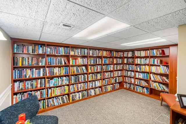 a view of a tennis court