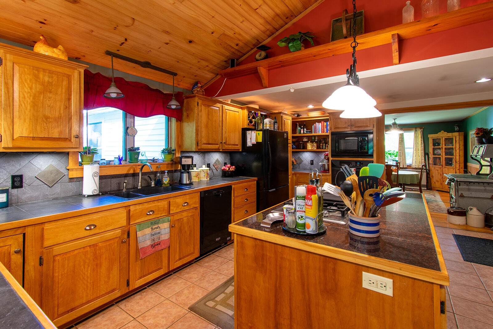 10 Westview Road Wiscasset, ME 04578 - Photo 9 of 25 Kitchen(2)