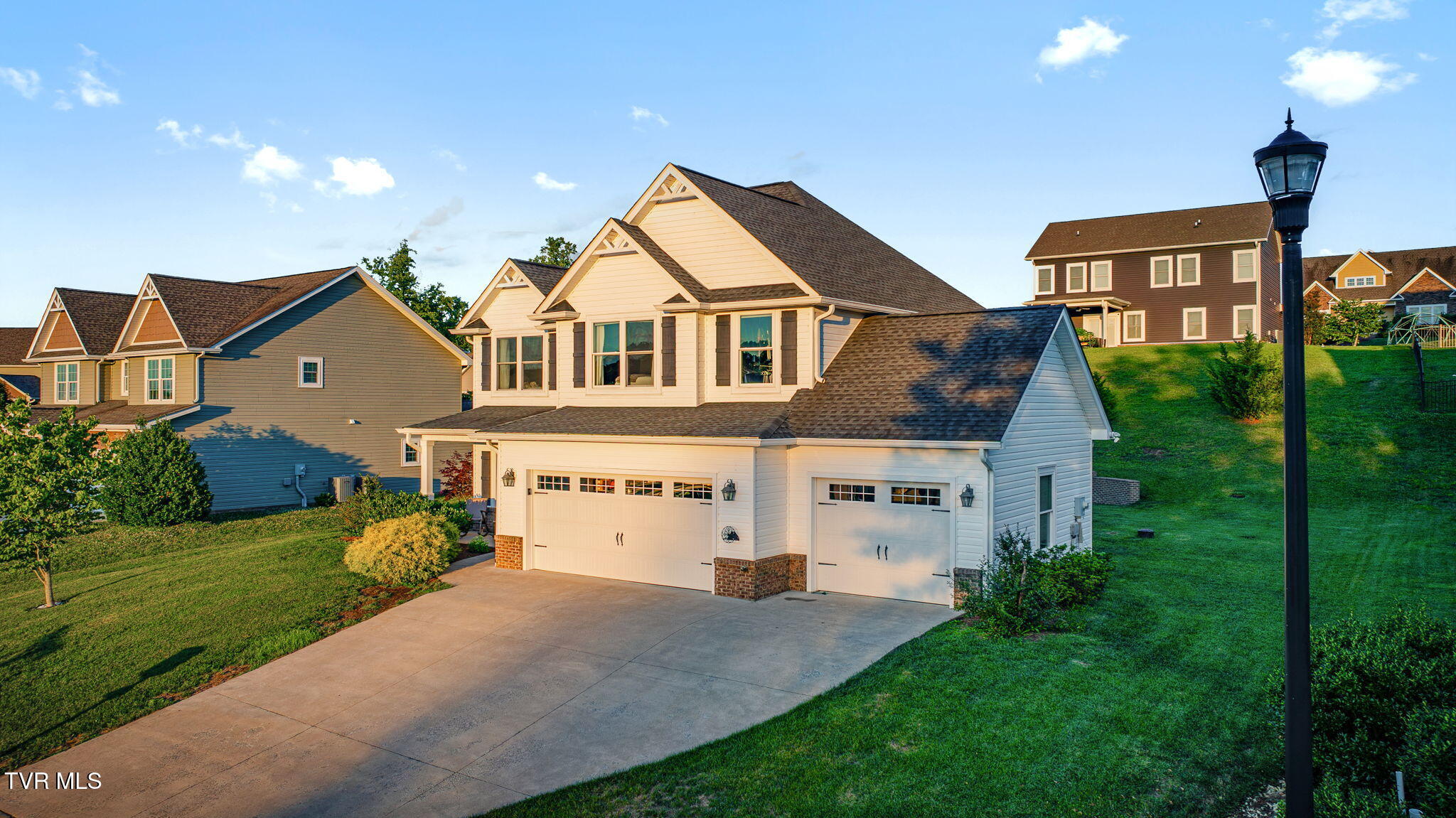 2572 Bridgeforth Crossing Kingsport, TN 37664 - Photo 46 of 47 002