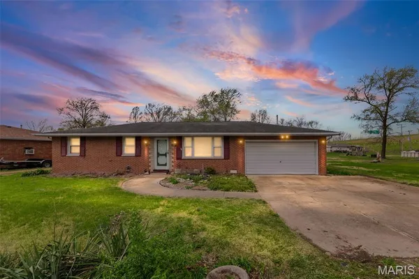 $127,000 | 1374 St Thomas Road, Granite City, IL 62040