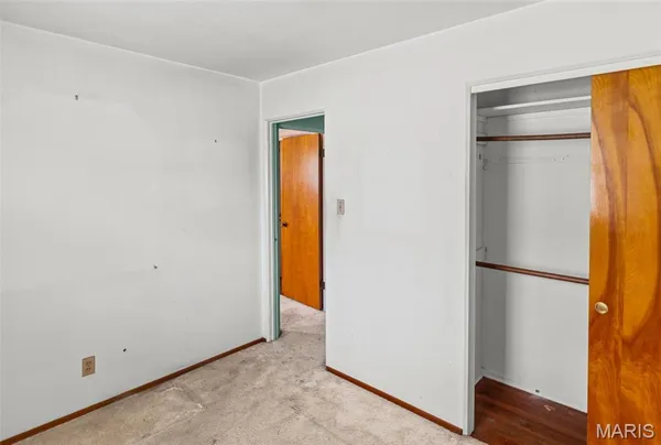 $127,000 | 1374 St Thomas Road, Granite City, IL 62040