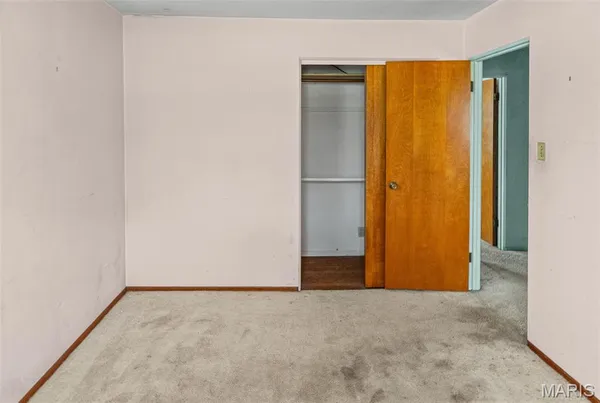 $127,000 | 1374 St Thomas Road, Granite City, IL 62040