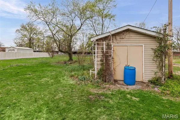 $127,000 | 1374 St Thomas Road, Granite City, IL 62040