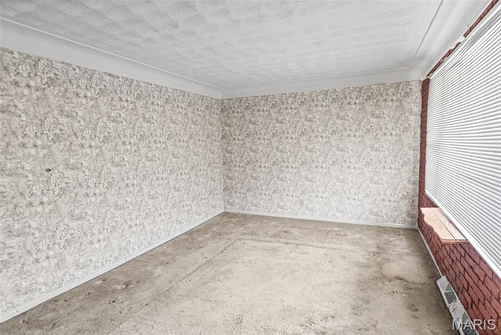 1374 St Thomas Road Granite City, IL 62040 - Photo 8 of 25