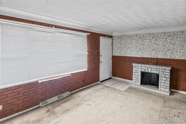 $127,000 | 1374 St Thomas Road, Granite City, IL 62040