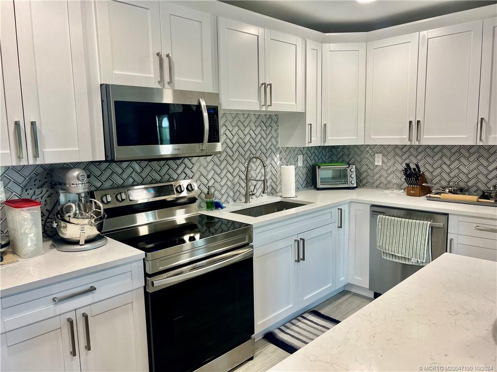 2600 South Kanner Highway, Unit R9 Stuart, FL 34994 - Photo 3 of 29 Gallery Image 3