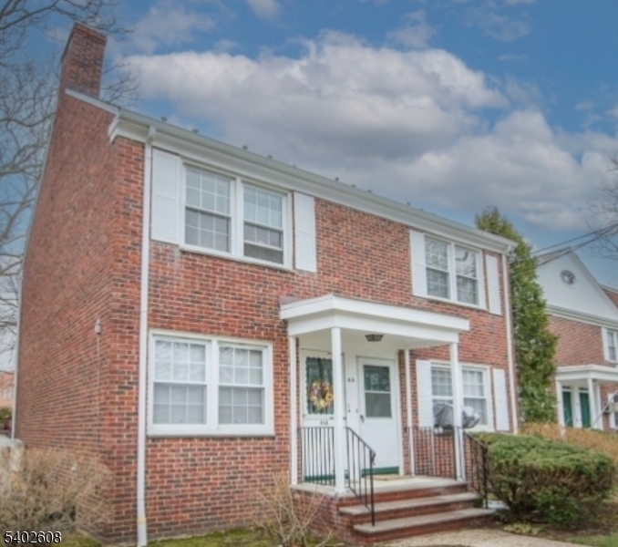 44 Meadowbrook Place Maplewood, NJ 07040 - Photo 1 of 7 front view of a house with a street