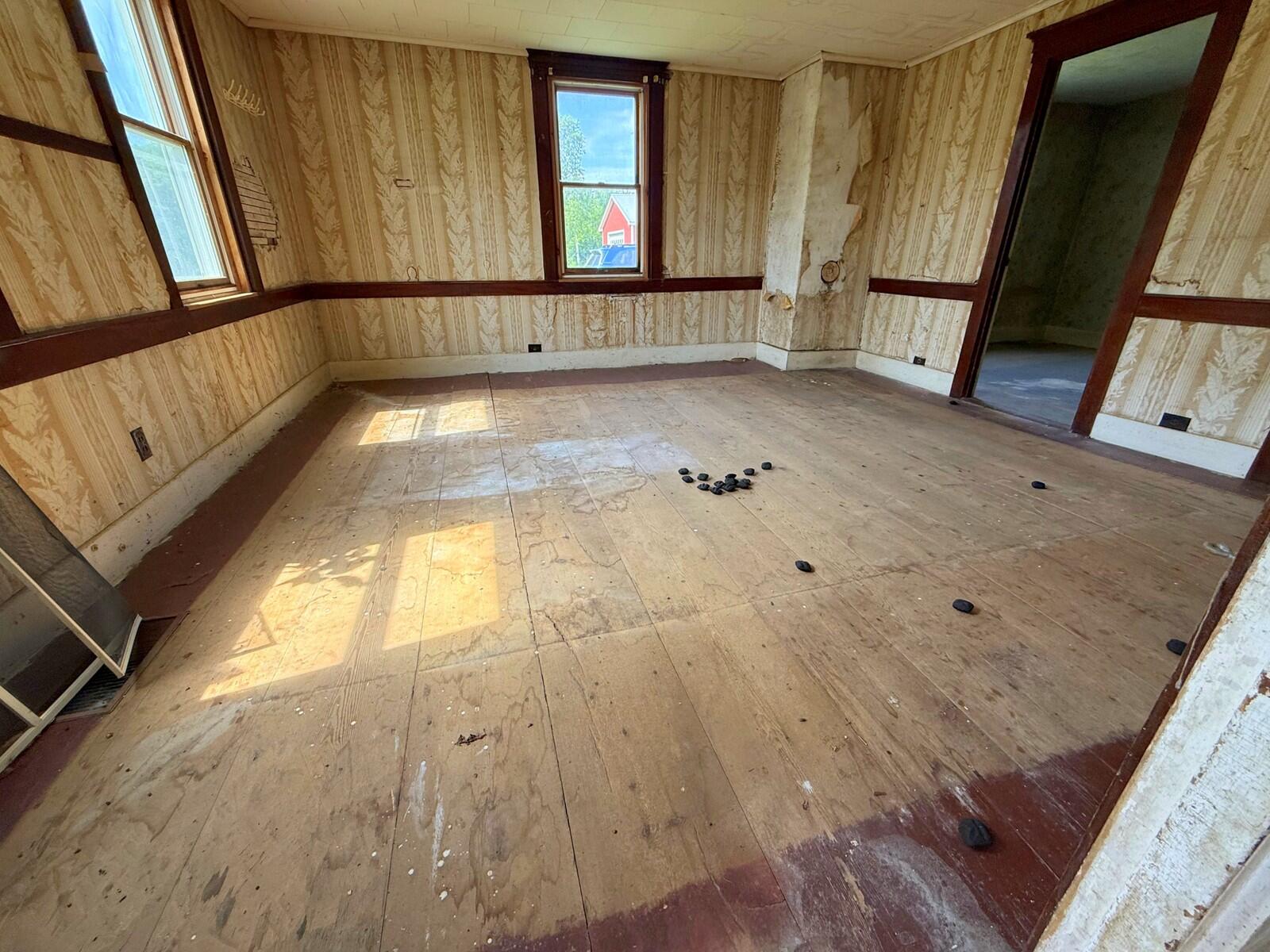 722 Farmington Road Strong, ME 04983 - Photo 7 of 18 1
