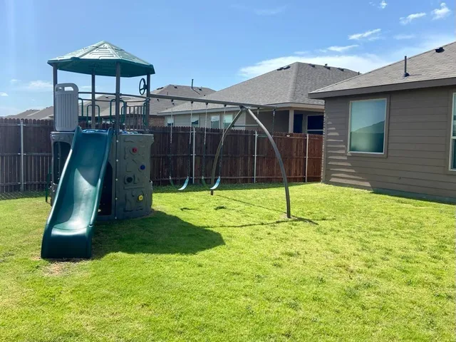 $2,450 | 1124 Blooming Prairie Trail, Fort Worth, TX 76177