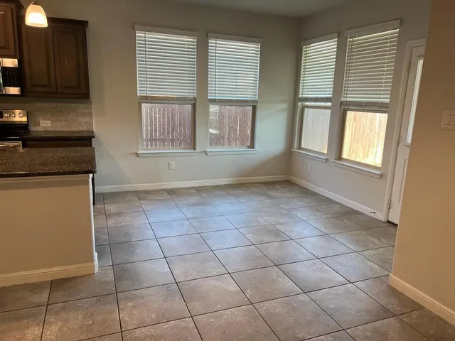 $2,450 | 1124 Blooming Prairie Trail, Fort Worth, TX 76177