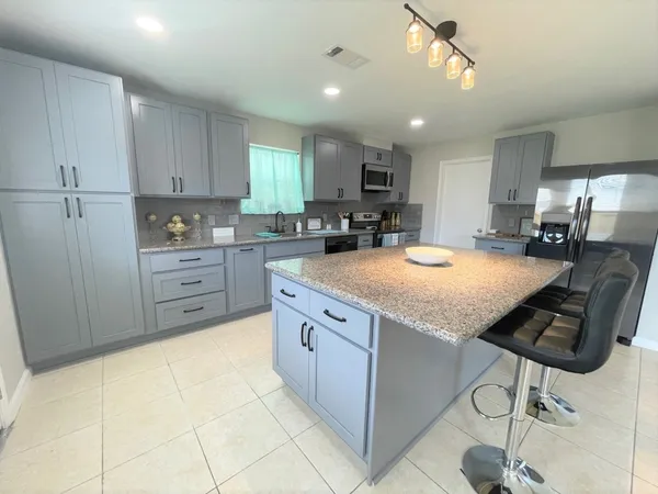 $2,200 | 15406 Bay Lodge Lane, Houston, TX 77086