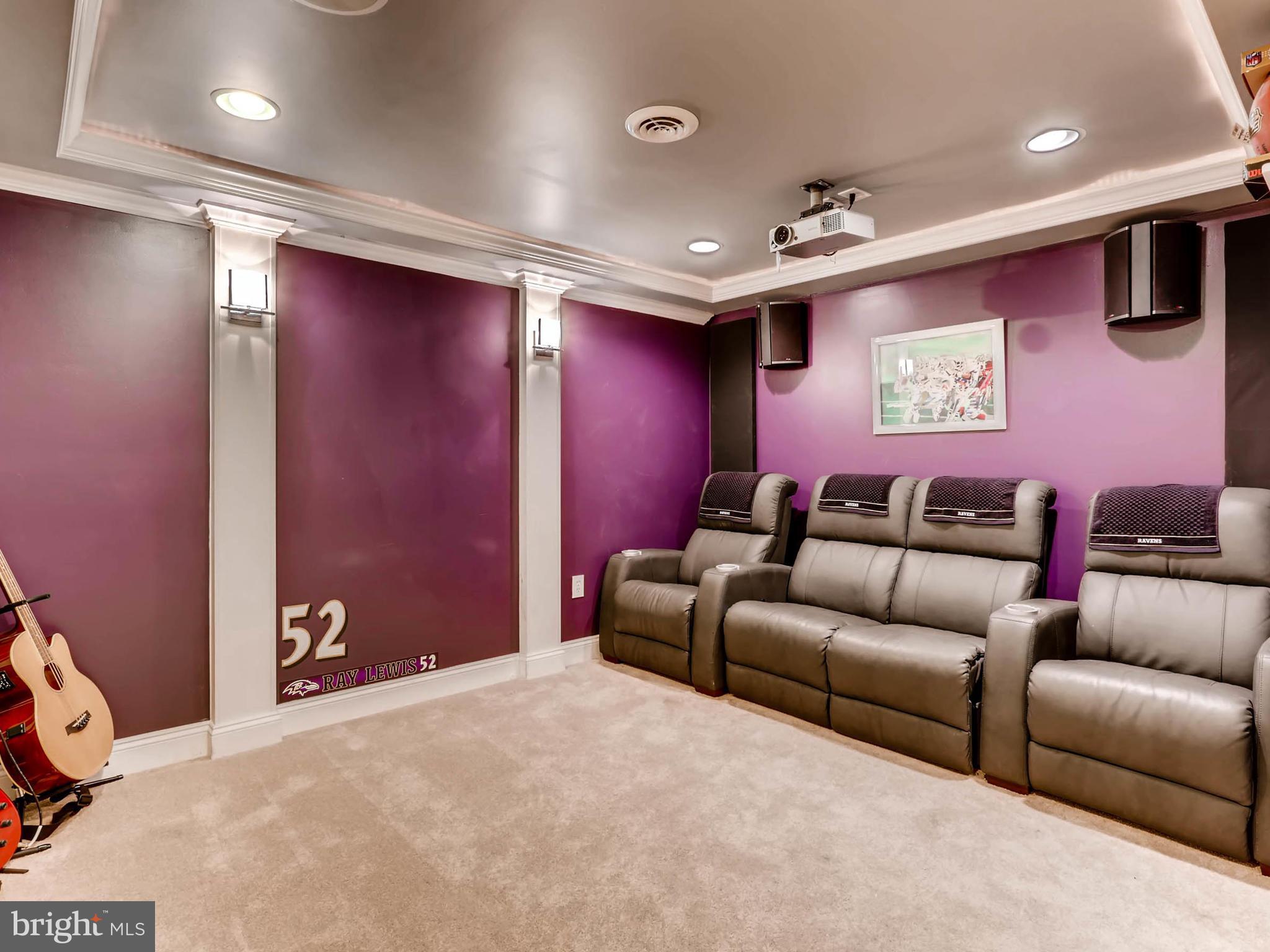 403 North Hammonds Ferry Road Linthicum, MD 21090 - Photo 23 of 30 a living room with furniture