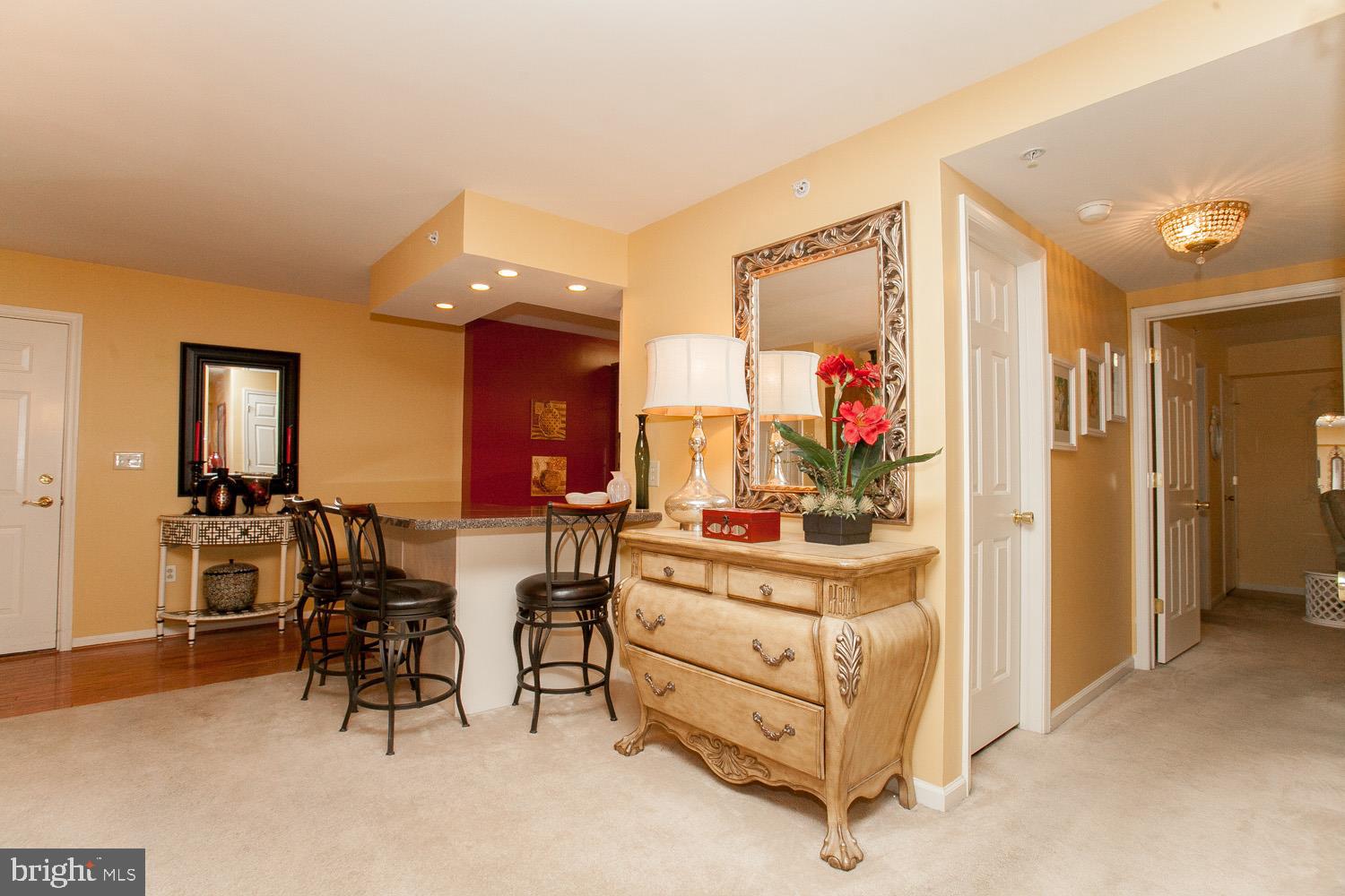 547 Brandon Road, Unit 547 Norristown, PA 19403 - Photo 4 of 32 Gallery Image 4
