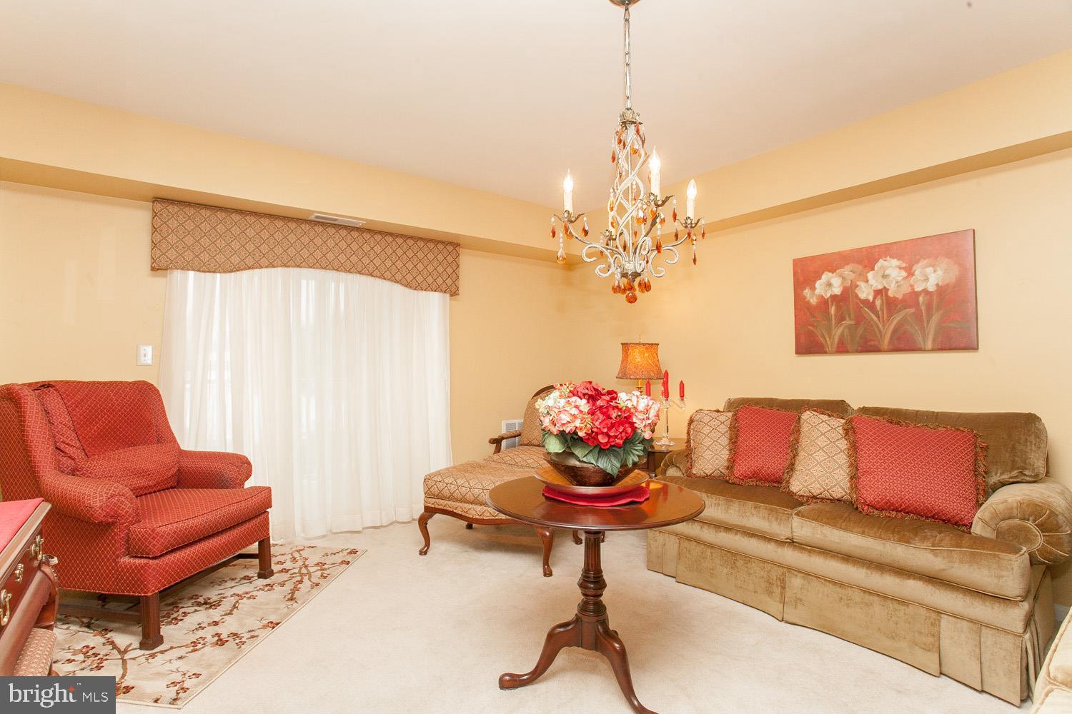 547 Brandon Road, Unit 547 Norristown, PA 19403 - Photo 7 of 32 Gallery Image 7