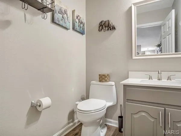 $425,000 | 30 Black Wolf Run, Highland, IL 62249