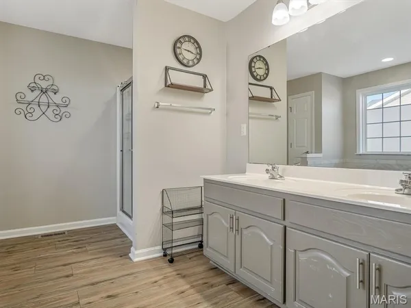 $425,000 | 30 Black Wolf Run, Highland, IL 62249