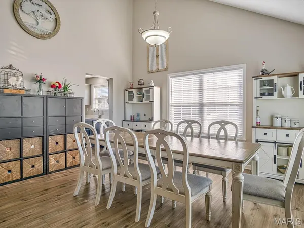 $425,000 | 30 Black Wolf Run, Highland, IL 62249