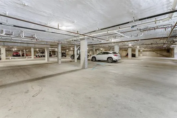 $400,000 | 900 Bartholomew Street, Unit 419, New Orleans, LA 70117