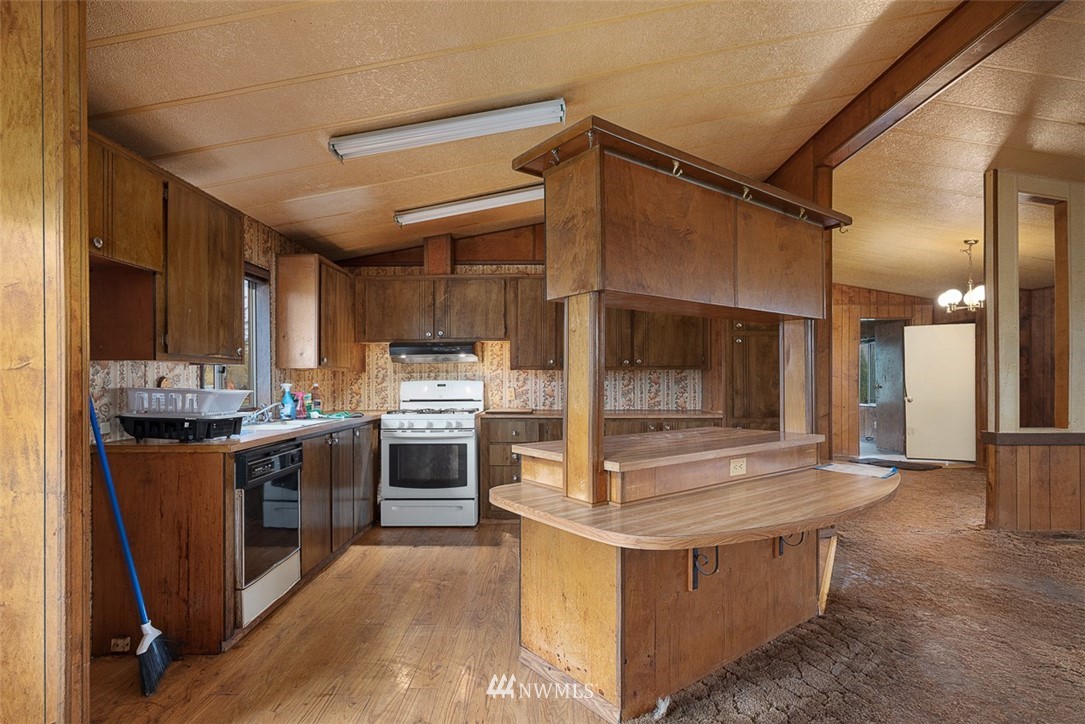 3943 Hoff Road Bellingham, WA 98225 - Photo 12 of 30 Gallery Image 12