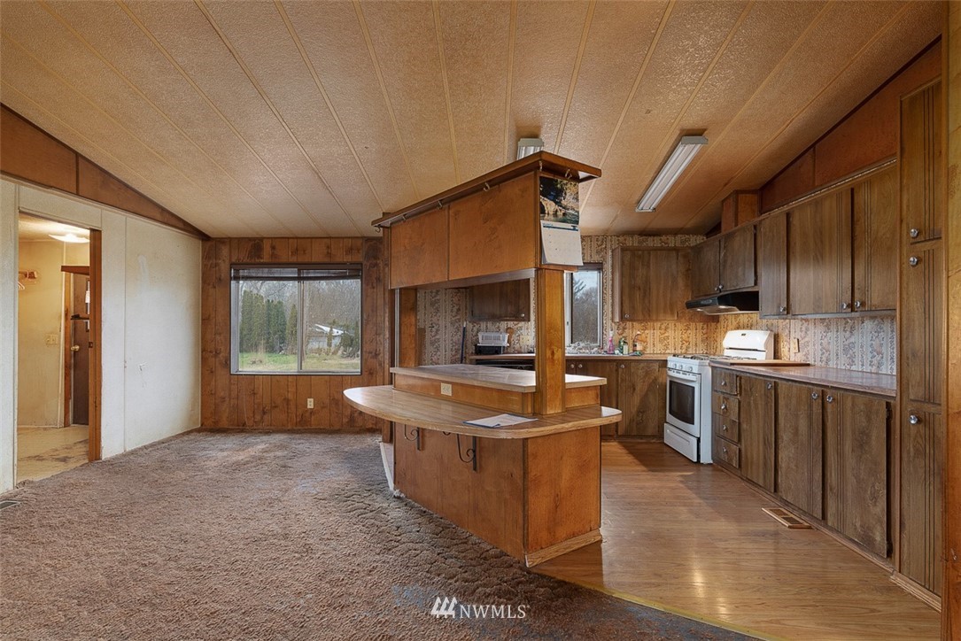 3943 Hoff Road Bellingham, WA 98225 - Photo 10 of 30 Gallery Image 10